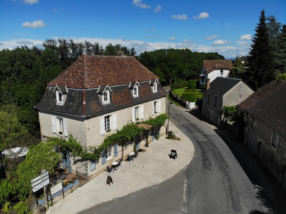 La Petite Auberge Carennac Exteriör bild